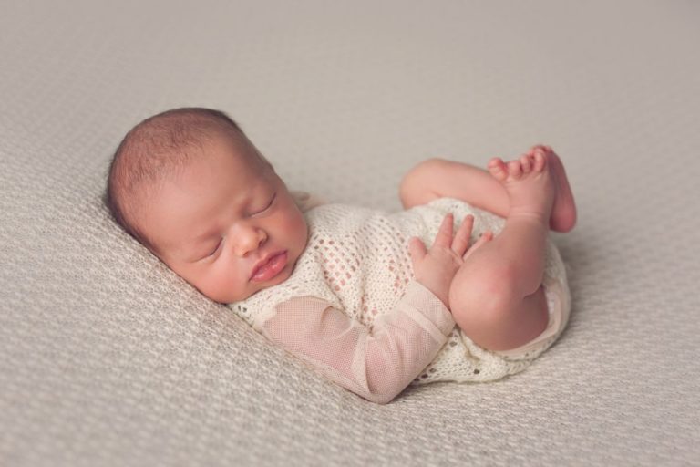 Ava : Séance nouveau-né et sécurité du nourrisson